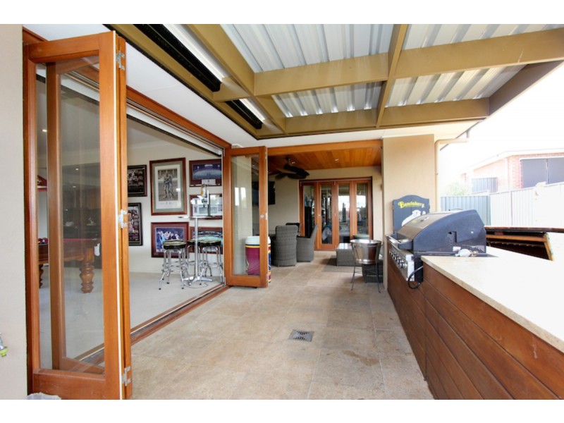 2 Finnis Street, Blakeview SA 5114