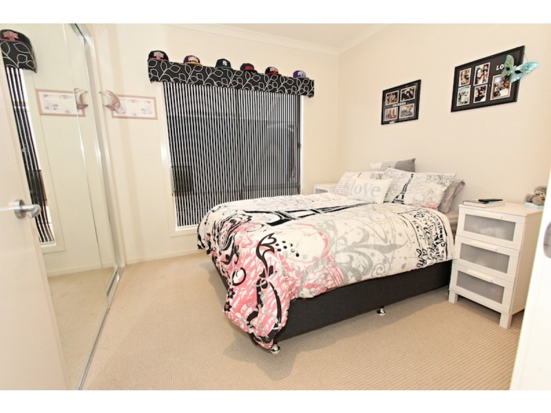 2 Finnis Street, Blakeview SA 5114