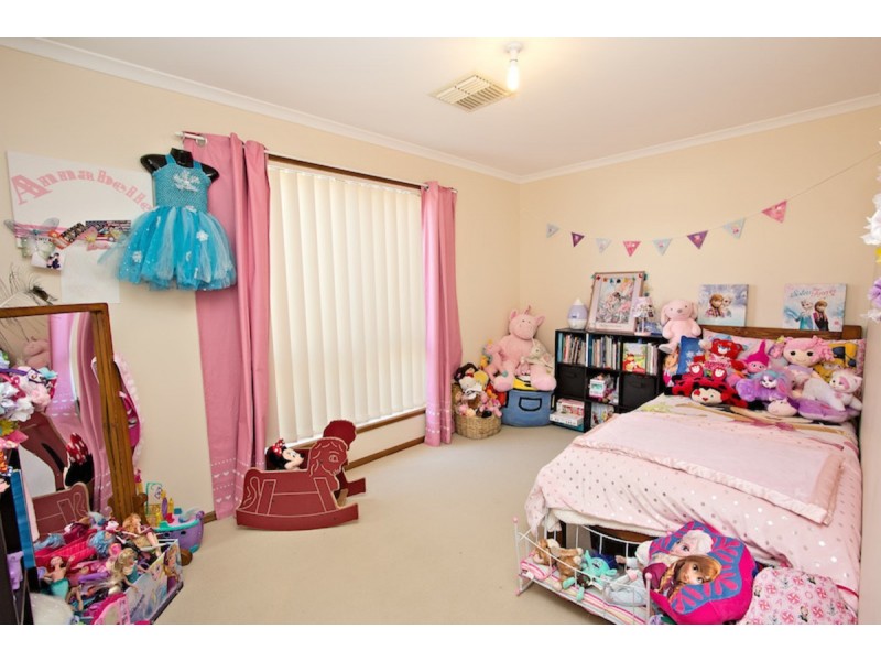 4/5A Burrows Street, Willaston SA 5118