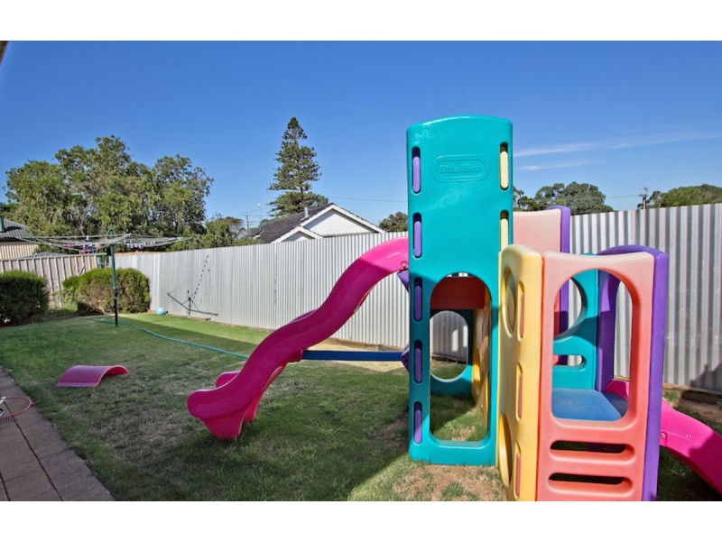 4/5A Burrows Street, Willaston SA 5118