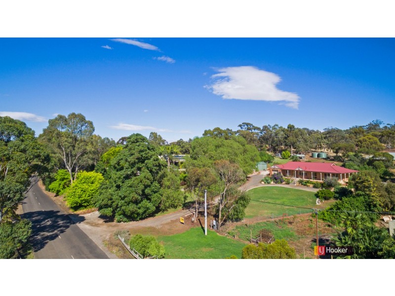 31 Old Sturt Highway (Via Nuriootpa), Daveyston SA 5355