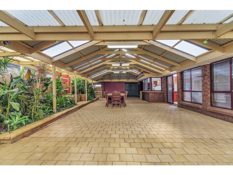 35 Gleeson Grove, Evanston Park SA 5116