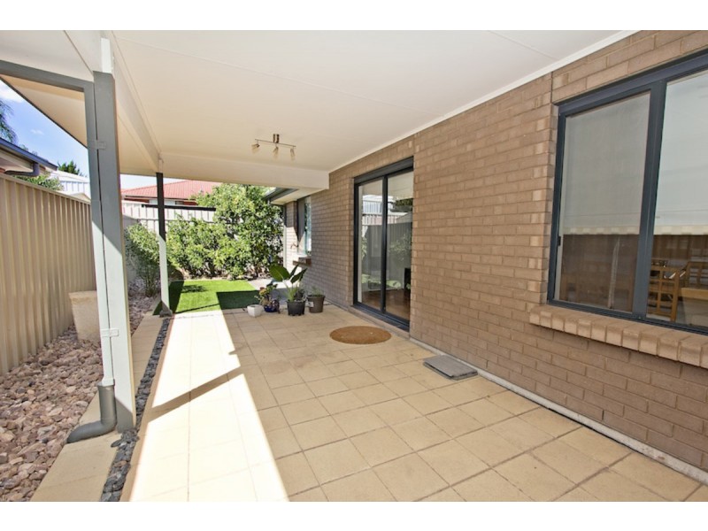 5 Sambell Court, Evanston Park SA 5116