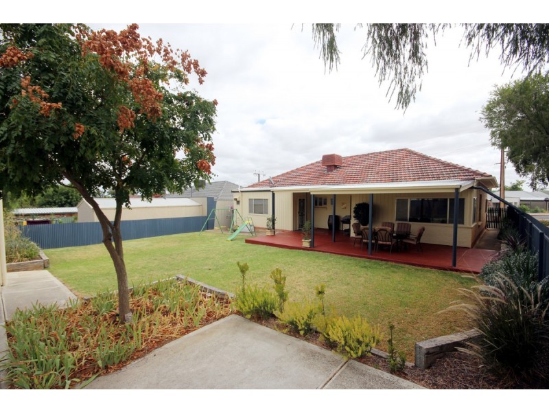 17 Barossa Avenue, Gawler East SA 5118