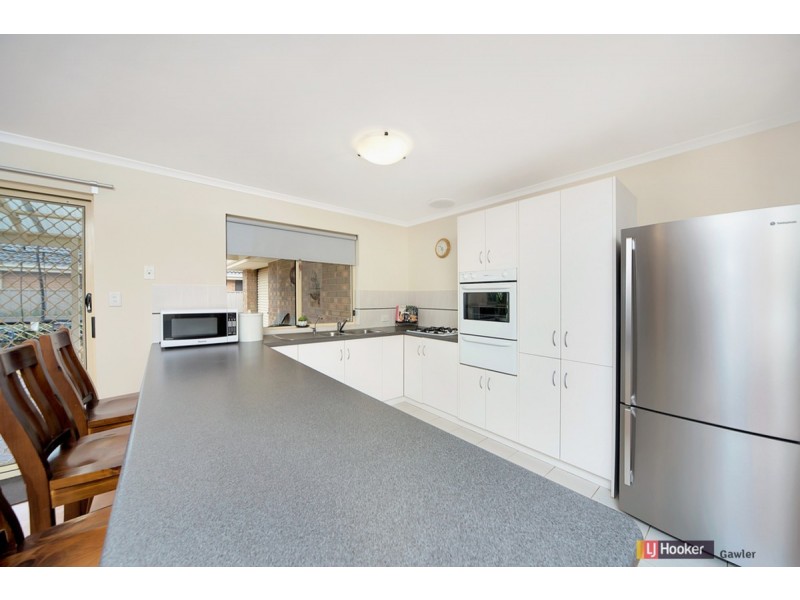 42 Gleeson Grove, Evanston Park SA 5116