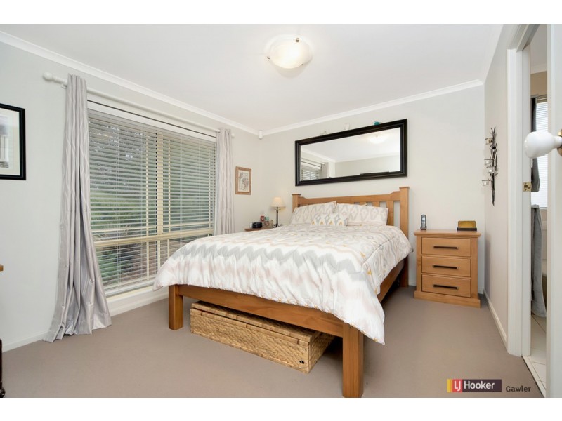 42 Gleeson Grove, Evanston Park SA 5116