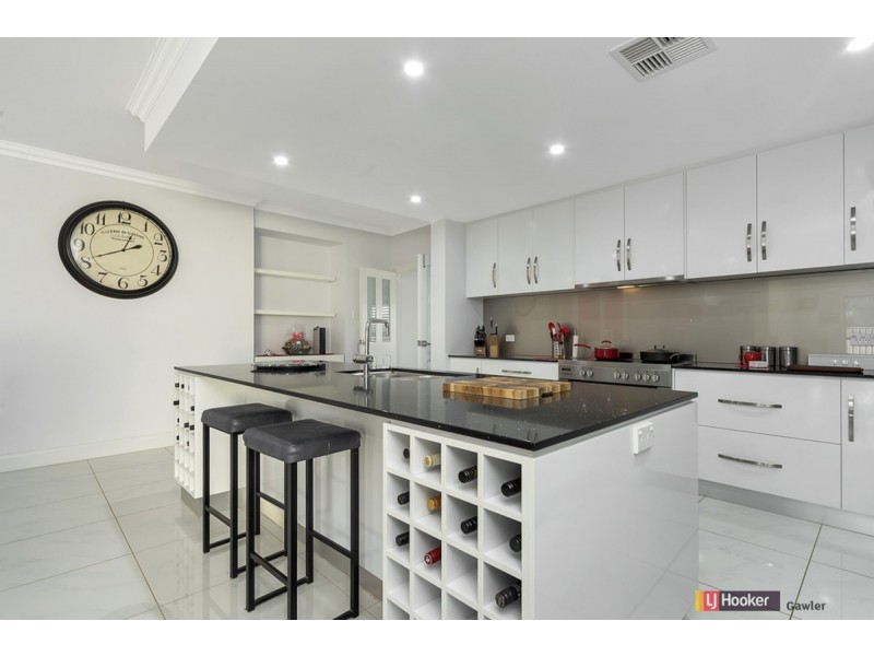 10 Jamieson Grove, Reid SA 5118