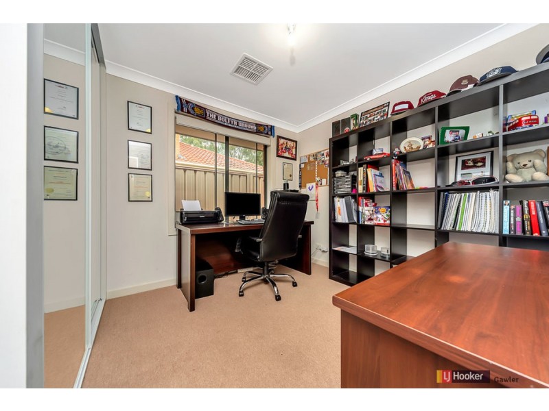 6 Curnow Court, Evanston Park SA 5116