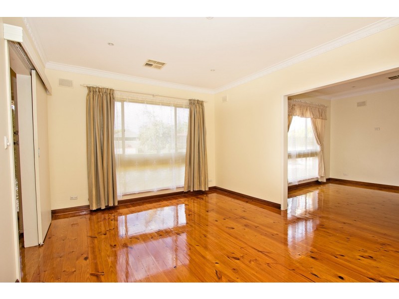 10 Trim Crescent, Evanston Park SA 5116