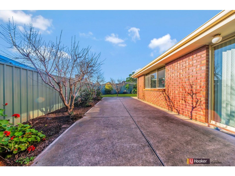 4 Selway Place, Evanston Park SA 5116
