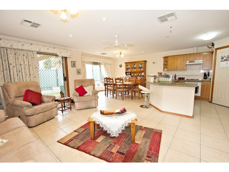 26 Trafalgar Drive, Elizabeth Park SA 5113