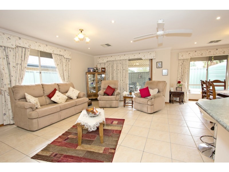 26 Trafalgar Drive, Elizabeth Park SA 5113