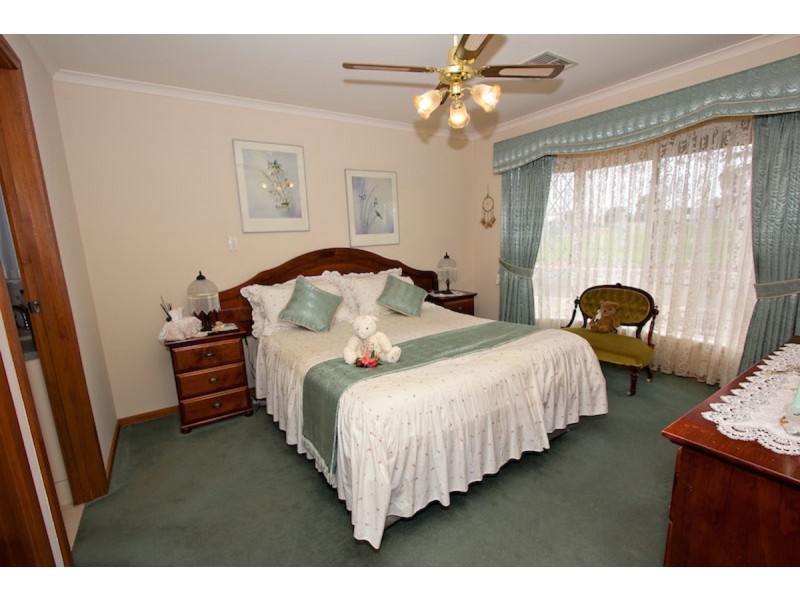 26 Trafalgar Drive, Elizabeth Park SA 5113