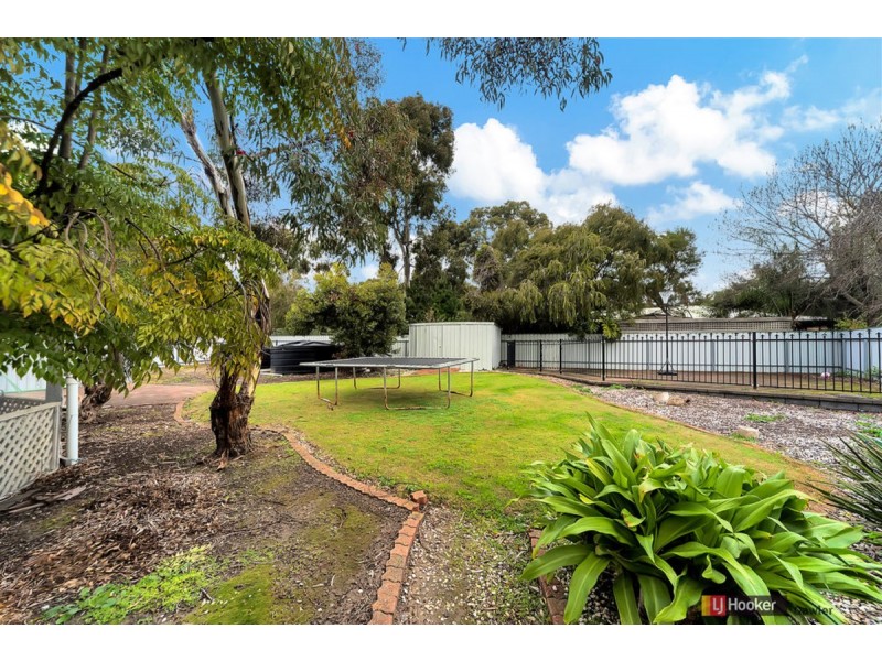 13 Mitchell Court, Williamstown SA 5351