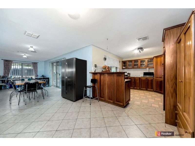 13 Mitchell Court, Williamstown SA 5351