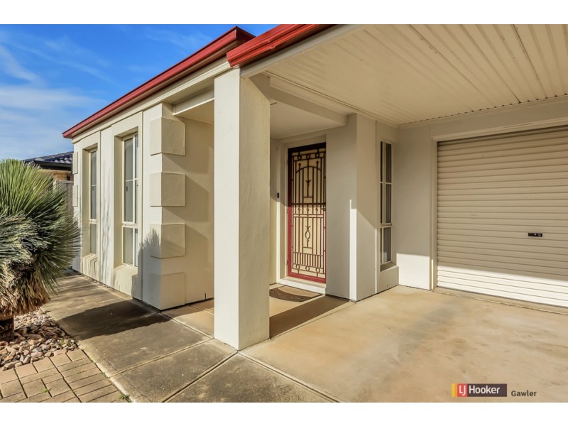 27 McGonigal Drive, Willaston SA 5118