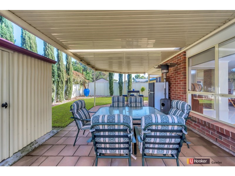 27 McGonigal Drive, Willaston SA 5118