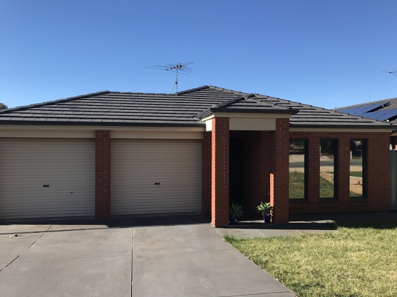 42 Potts Road, Evanston Park SA 5116