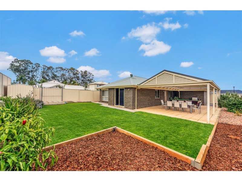12 Bleby Court, Reid SA 5118
