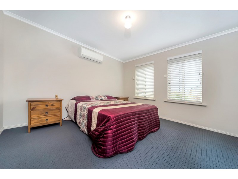 12 Bleby Court, Reid SA 5118