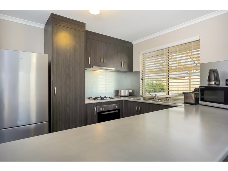 12 Bleby Court, Reid SA 5118