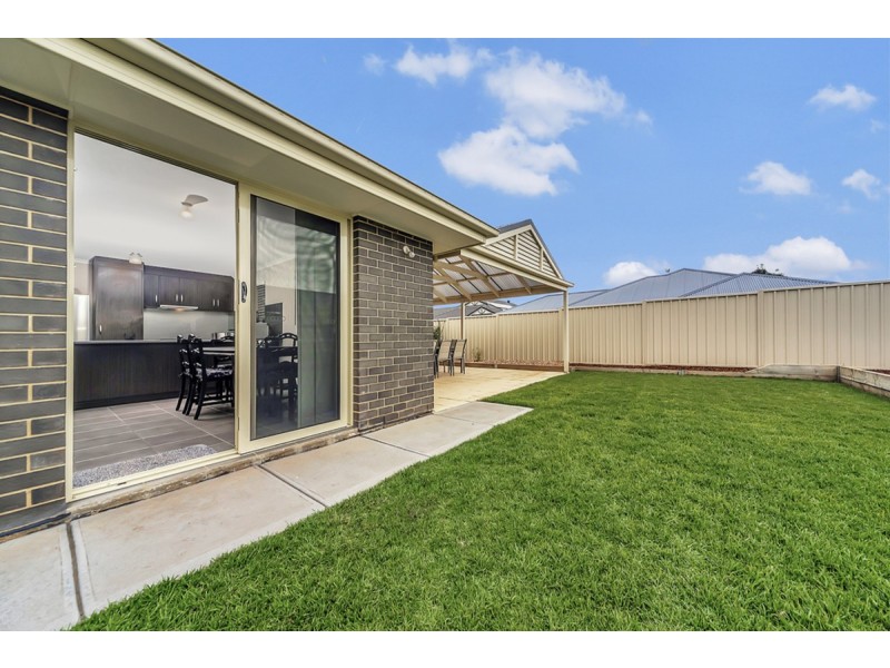 12 Bleby Court, Reid SA 5118