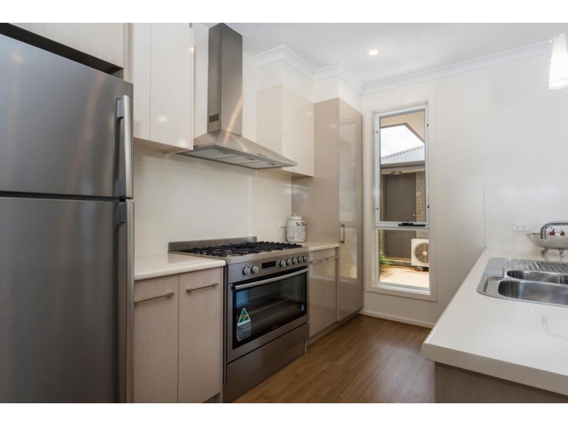 16 Isaacs Way, Evanston South SA 5116