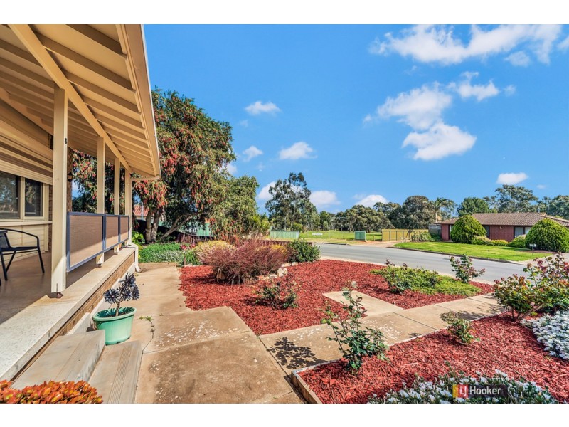 8 Jones Crescent, Elizabeth East SA 5112