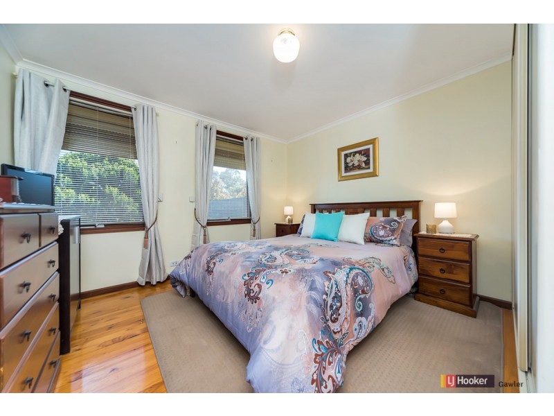 8 Jones Crescent, Elizabeth East SA 5112