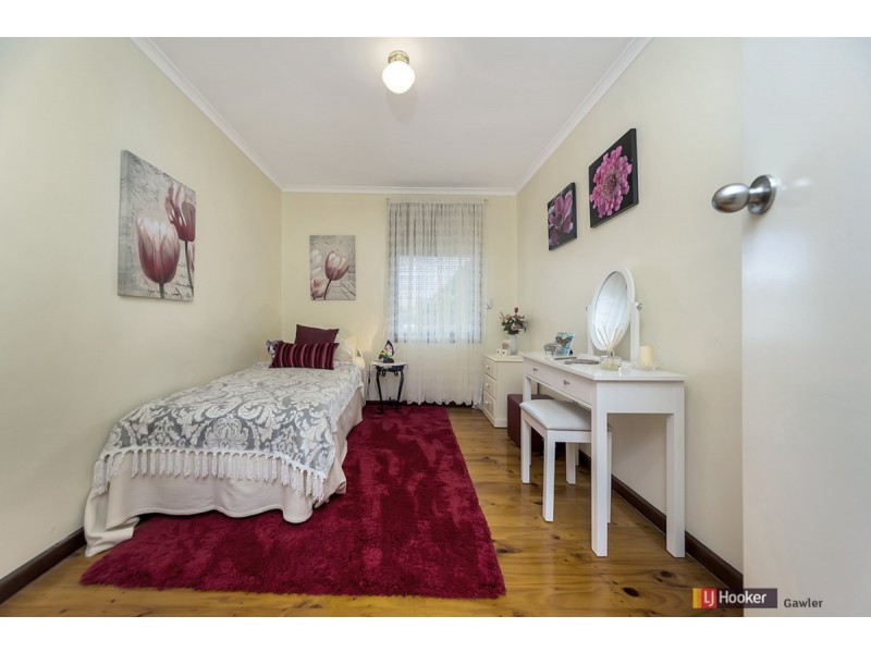 8 Jones Crescent, Elizabeth East SA 5112