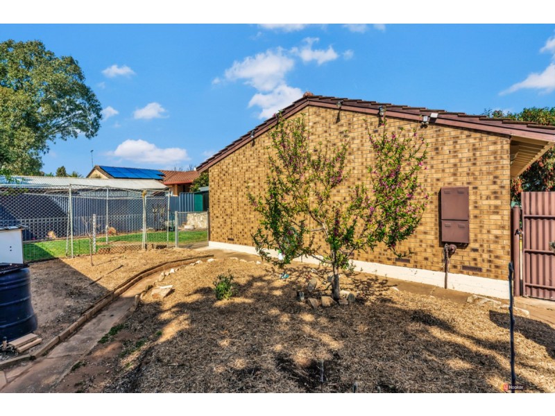 8 Jones Crescent, Elizabeth East SA 5112