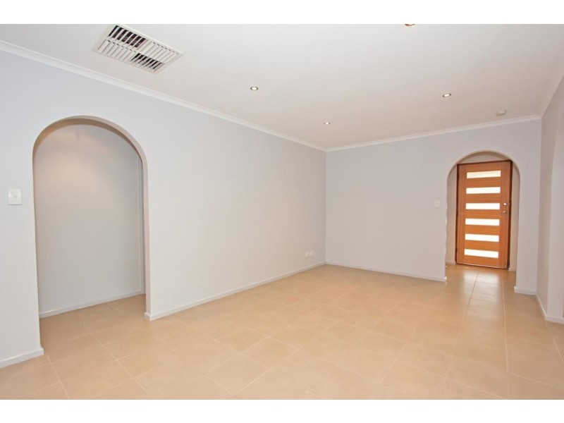 2A Barker Street, Willaston SA 5118