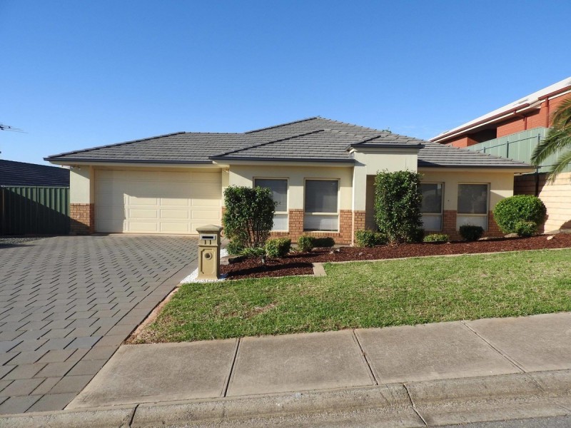 11 Selway Place, Evanston Park SA 5116