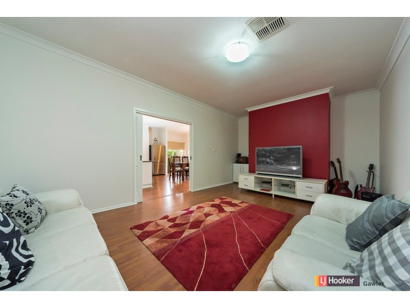 11 Selway Place, Evanston Park SA 5116