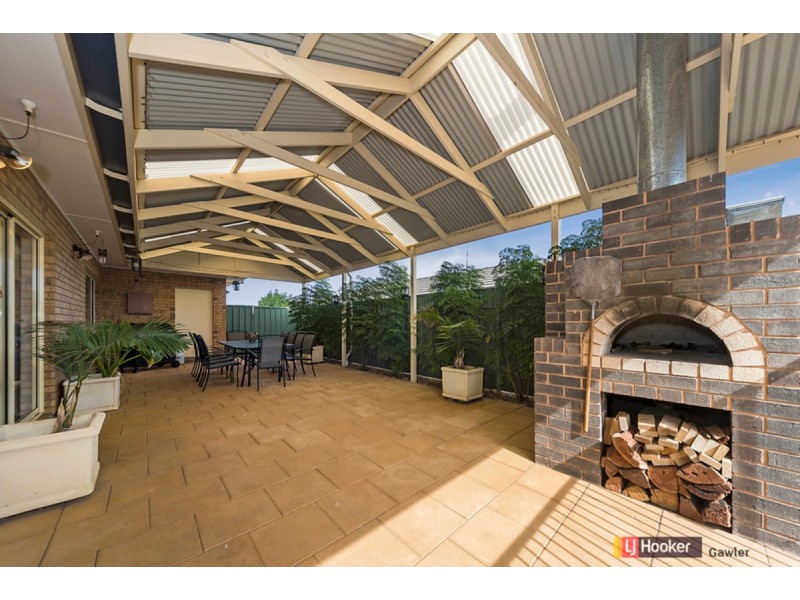 11 Selway Place, Evanston Park SA 5116