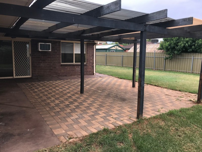 6 Redman Court, Andrews Farm SA 5114