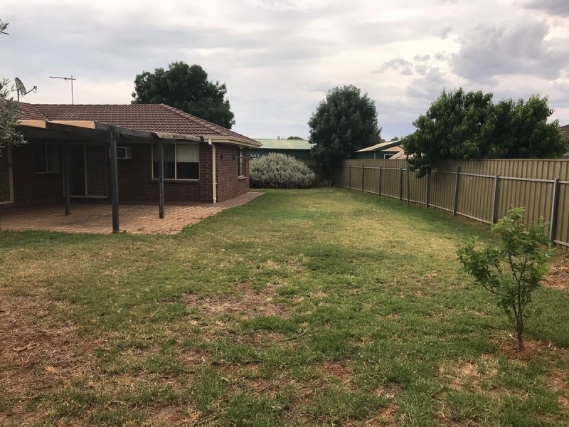 6 Redman Court, Andrews Farm SA 5114