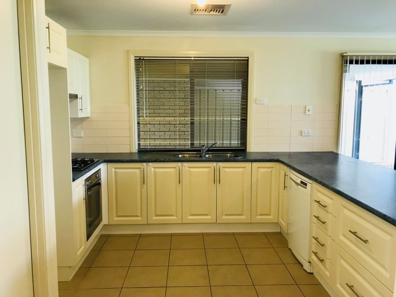 20 Ames Drive, Evanston Park SA 5116