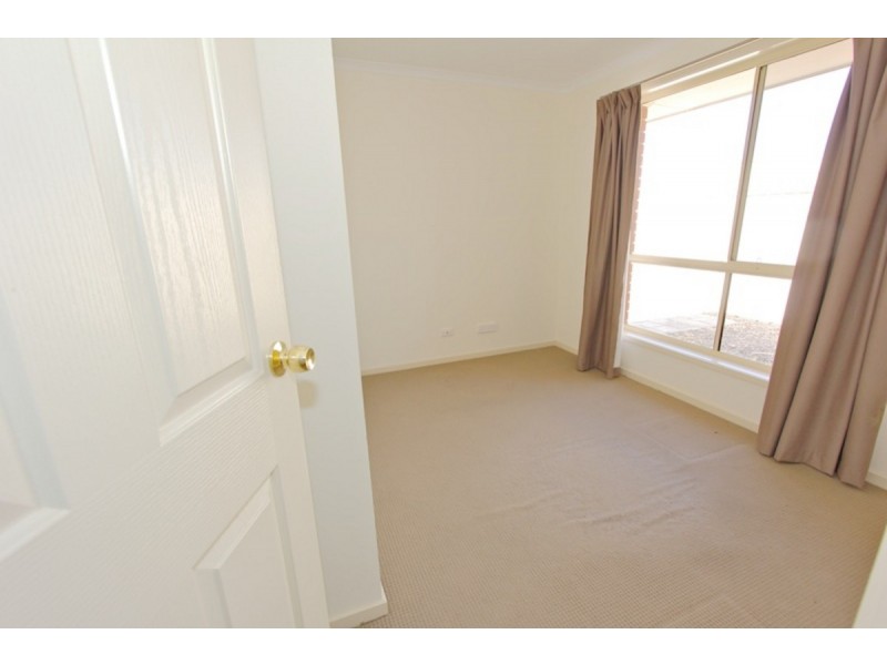 1E Young Terrace, Evanston Gardens SA 5116