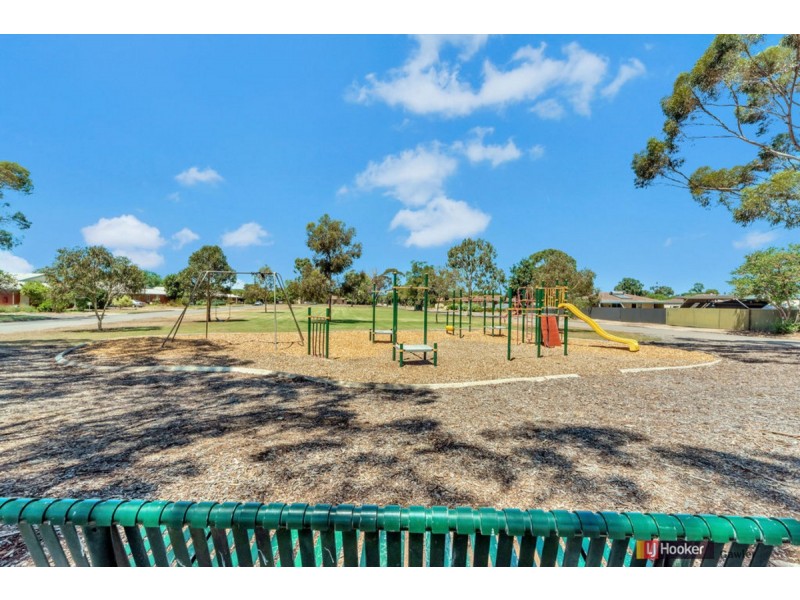 5 Gum Crescent, Gawler West SA 5118