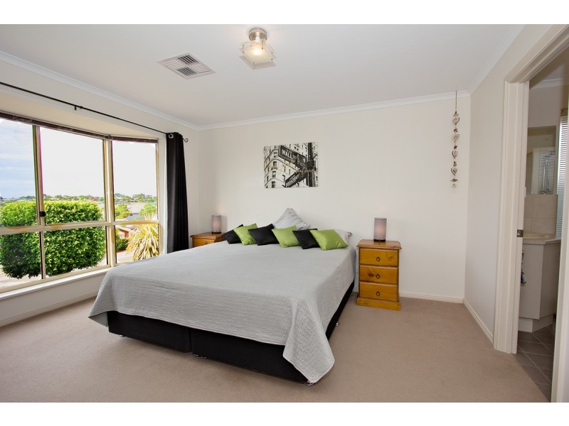 11 Teal Court, Hewett SA 5118