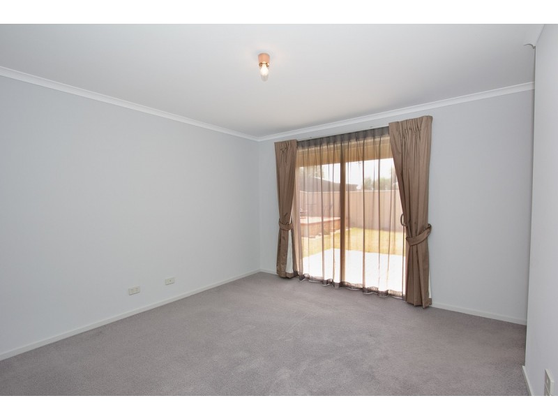 9 Wilson Court, Reid SA 5118