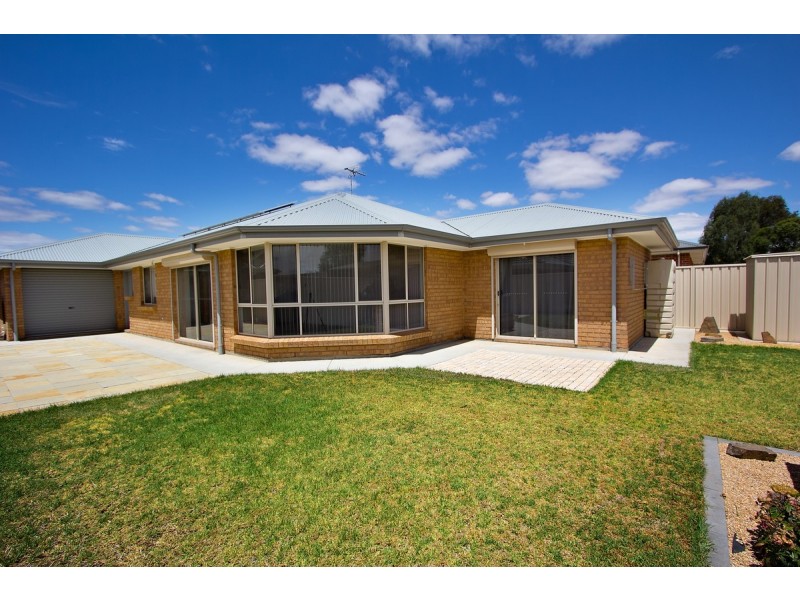 9 Wilson Court, Reid SA 5118