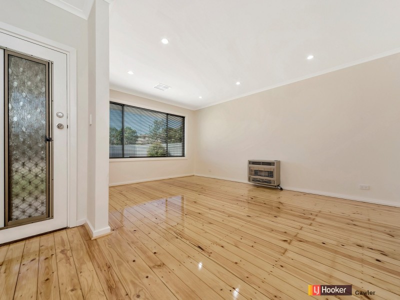 17 Liverpool Crescent, Salisbury East SA 5109