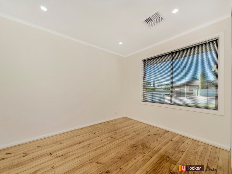 17 Liverpool Crescent, Salisbury East SA 5109