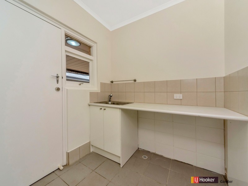 17 Liverpool Crescent, Salisbury East SA 5109