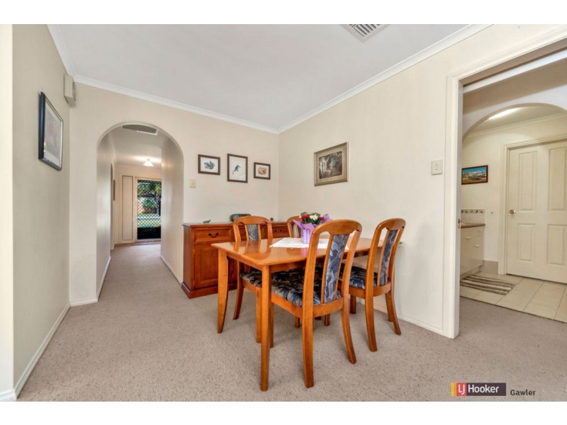 8 Coleman Parade, Evanston Park SA 5116