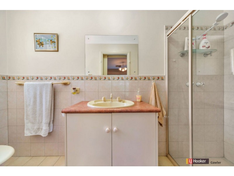 8 Coleman Parade, Evanston Park SA 5116