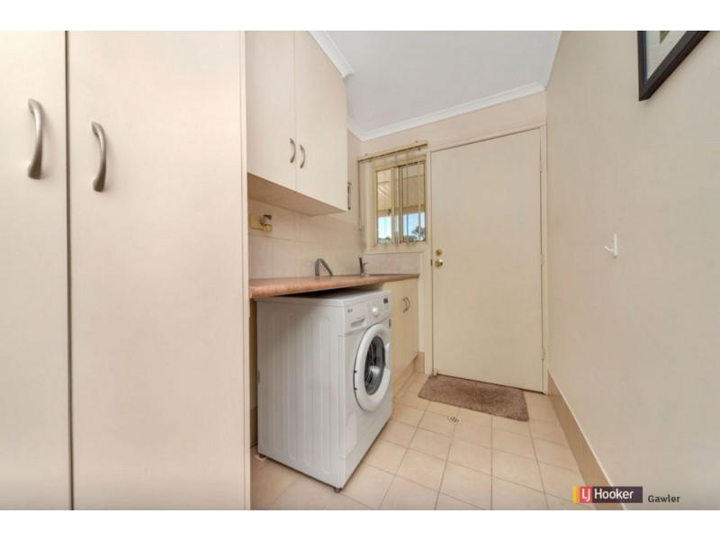 8 Coleman Parade, Evanston Park SA 5116