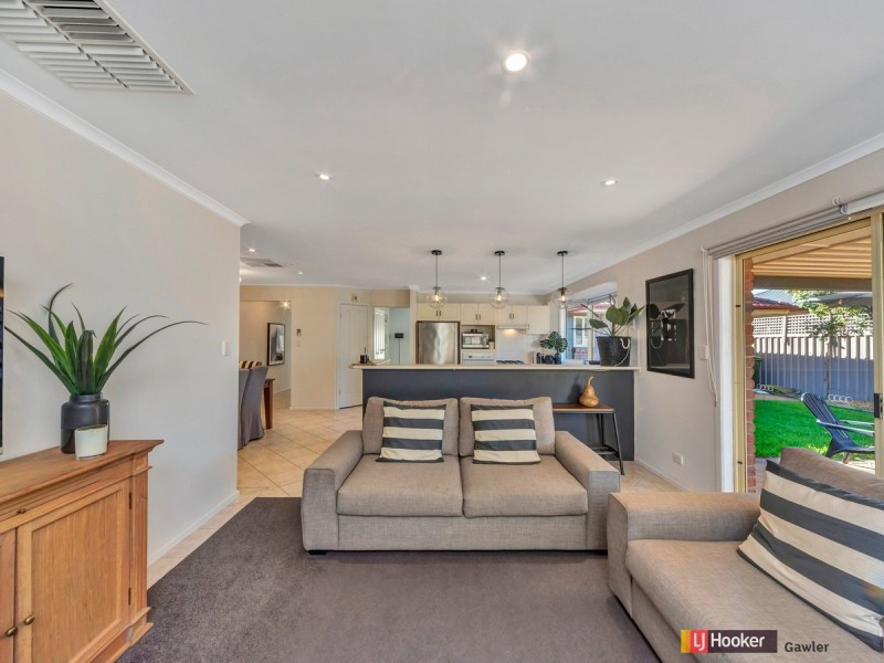 49 Trinity Drive, Evanston Park SA 5116